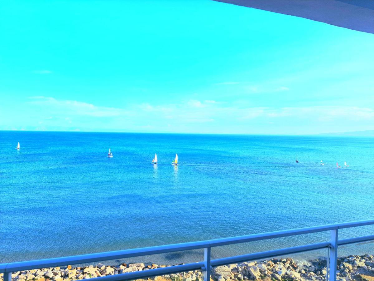 La Perle Bleue Apartment Ла Гулет Екстериор снимка