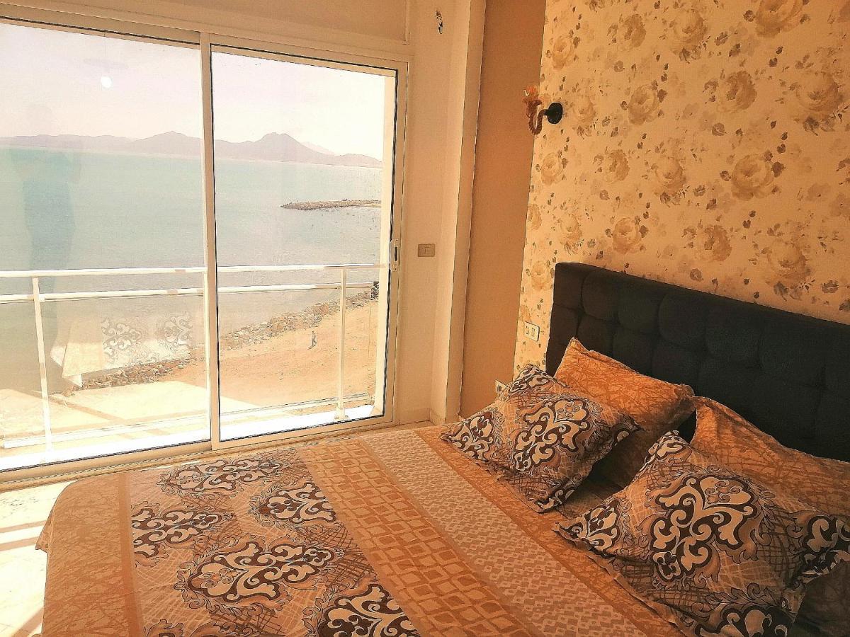La Perle Bleue Apartment Ла Гулет Екстериор снимка