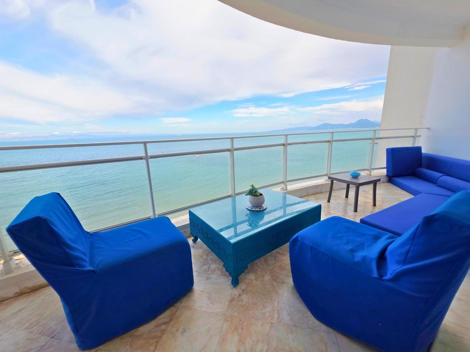 La Perle Bleue Apartment Ла Гулет Екстериор снимка