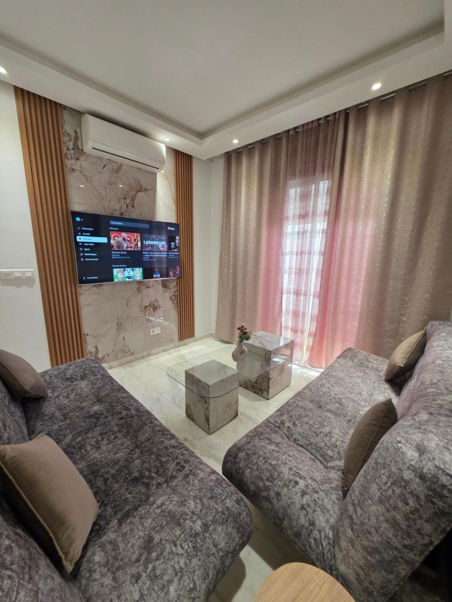 La Perle Bleue Apartment Ла Гулет Екстериор снимка