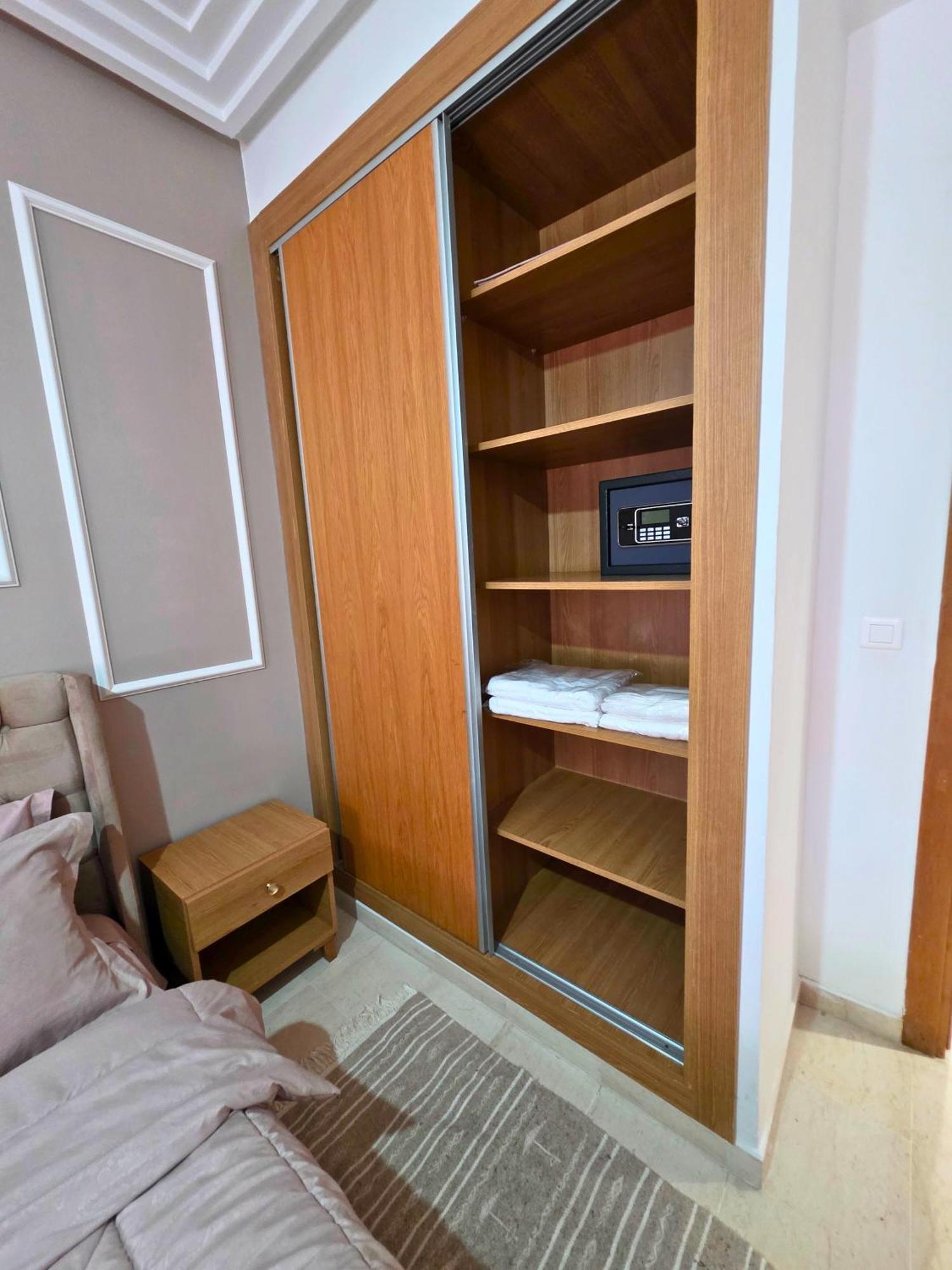 La Perle Bleue Apartment Ла Гулет Екстериор снимка